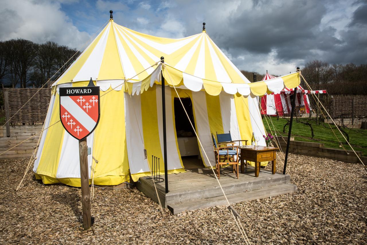 Leeds Castle Knights Glamping Hotel Exterior photo