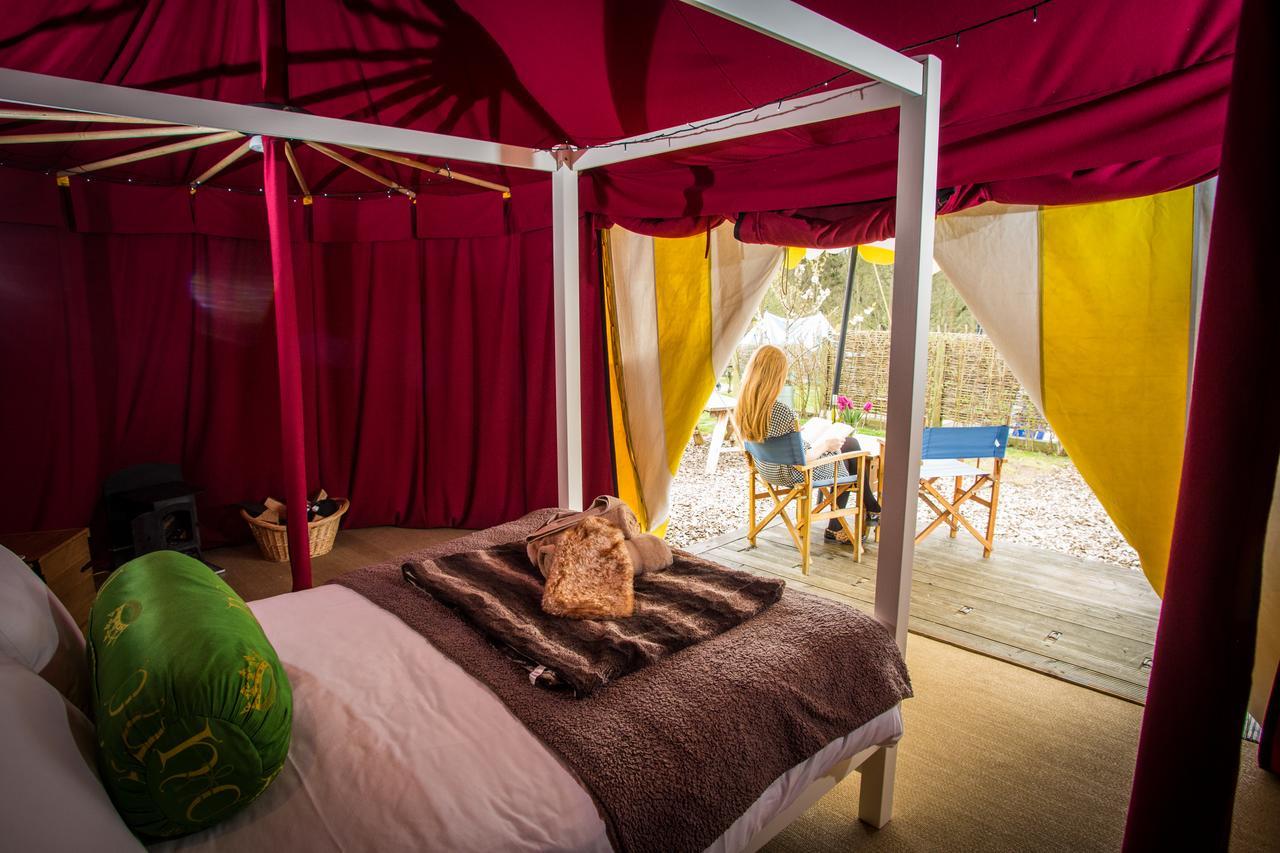 Leeds Castle Knights Glamping Hotel Exterior photo